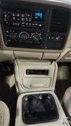 2001 Chevrolet Suburban  LT