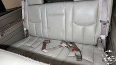 2001 Chevrolet Suburban  LT