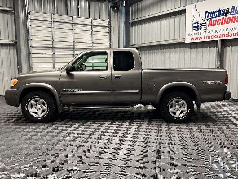 2003 Toyota Tundra Limited