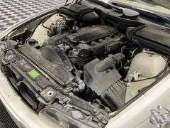 2001 BMW 5 Series 525i