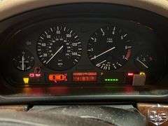 2001 BMW 5 Series 525i