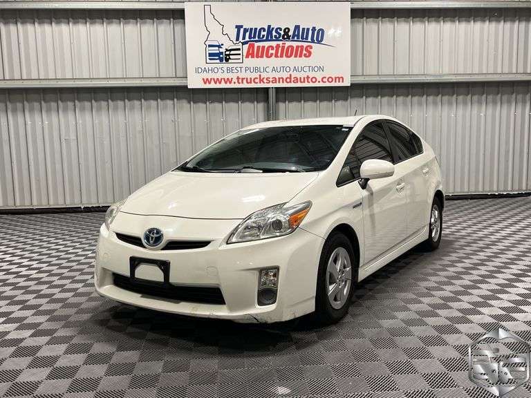 2011 Toyota Prius  Three