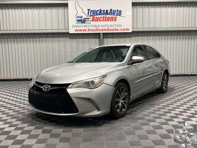2015 Toyota Camry XSE