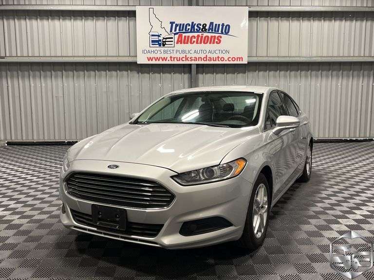 2014 Ford Fusion SE