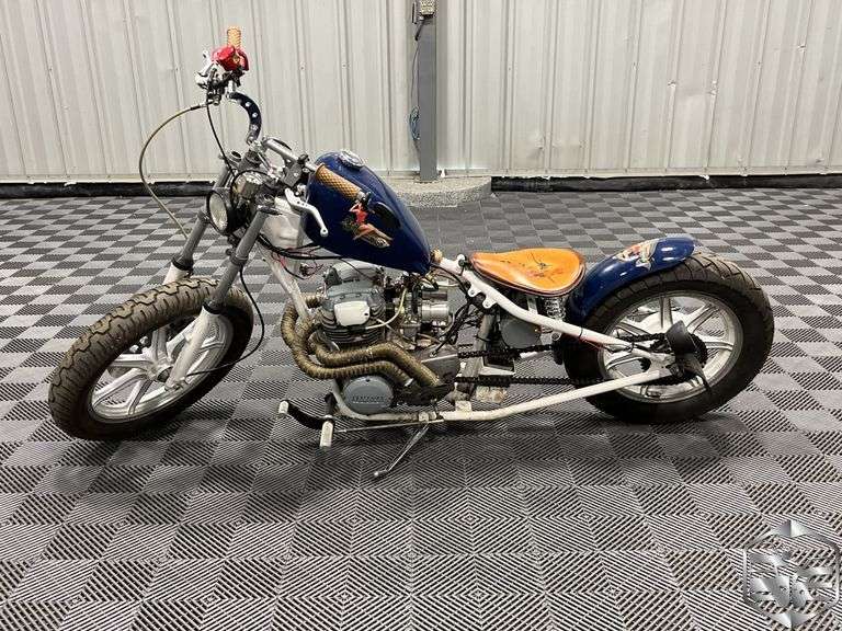 1981 Yamaha XS400SH
