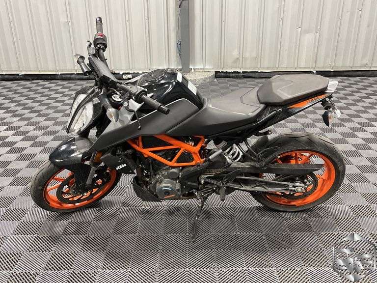 2022 KTM 390 Duke