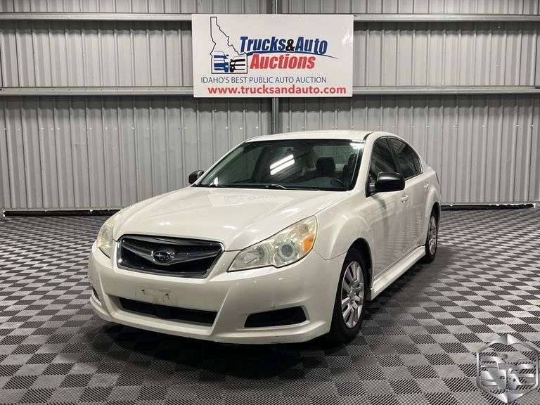2010 Subaru Legacy  2.5i