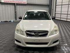 2010 Subaru Legacy  2.5i