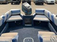1988 Bayliner Capri Boat