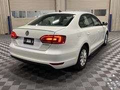 2014 Volkswagen Jetta Hybrid