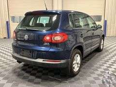 2011 Volkswagen Tiguan S 4MOTION