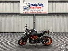 2022 KTM 390 Duke