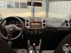 2011 Volkswagen Tiguan S 4MOTION