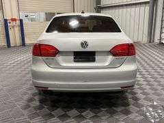 2011 Volkswagen Jetta SE
