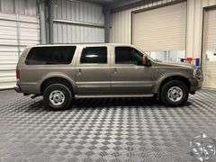 2004 Ford Excursion Limited