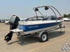 1988 Bayliner Capri Boat