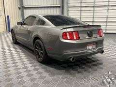 2011 Ford Mustang  V6