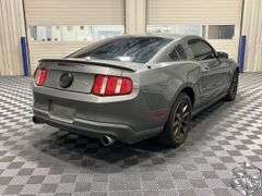 2011 Ford Mustang  V6