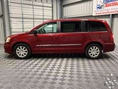 2013 Chrysler Town & Country Touring