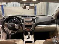 2010 Subaru Legacy  2.5i