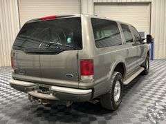 2004 Ford Excursion Limited