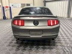 2011 Ford Mustang  V6