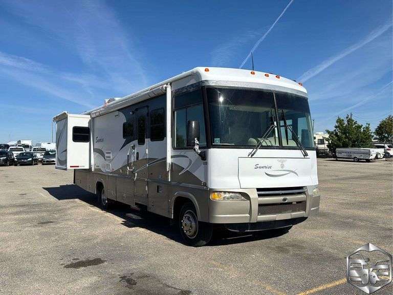 2004 Workhorse Chassis W22 Motorhome