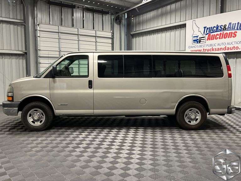 2006 Chevrolet Express LS 3500