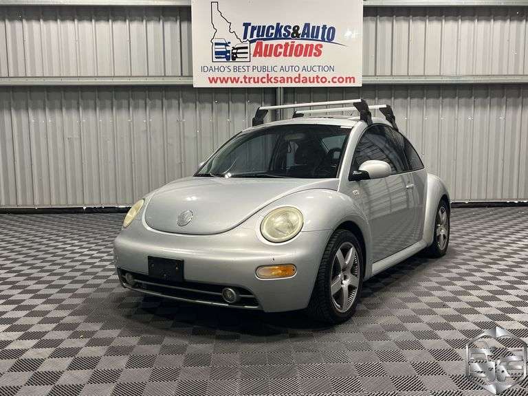 2002 Volkswagen New Beetle Sport