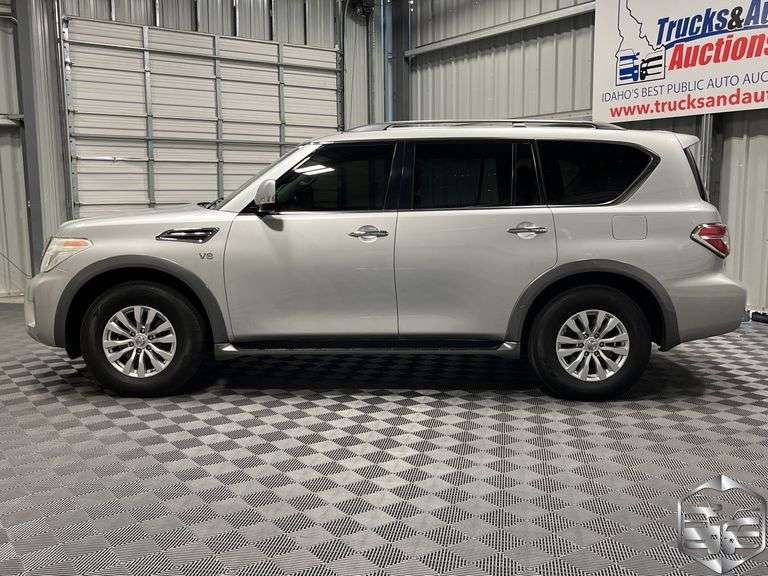 2017 Nissan Armada SV