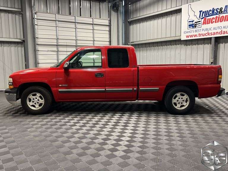 2002 Chevrolet Silverado 1500 LS