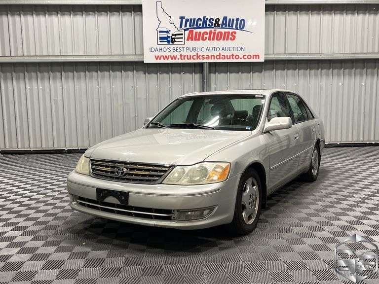 2003 Toyota Avalon XLS