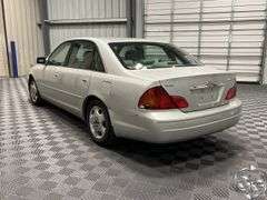 2003 Toyota Avalon XLS