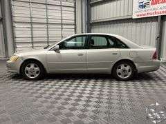 2003 Toyota Avalon XLS
