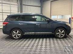 2013 Nissan Pathfinder Platinum
