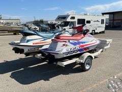 1998 ARJ PW Jet Ski