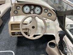 2001 RGM Regal Boat