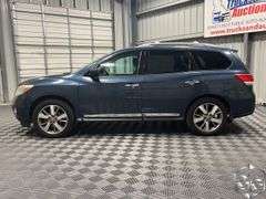 2013 Nissan Pathfinder Platinum
