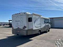 2004 Workhorse Chassis W22 Motorhome