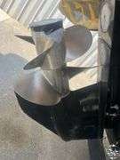 1996 USD  Boat Avanti 3255 Express