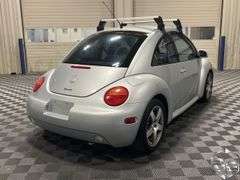 2002 Volkswagen New Beetle Sport