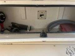 1996 USD  Boat Avanti 3255 Express