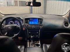 2013 Nissan Pathfinder Platinum