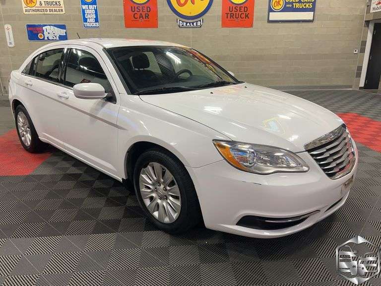 2012  Chrysler  200  LX