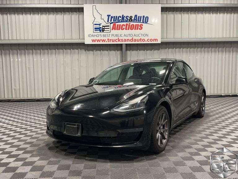 2022  Tesla  Model 3