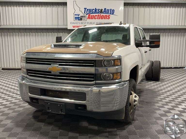 2018  Chevrolet  Silverado 3500  Work Truck