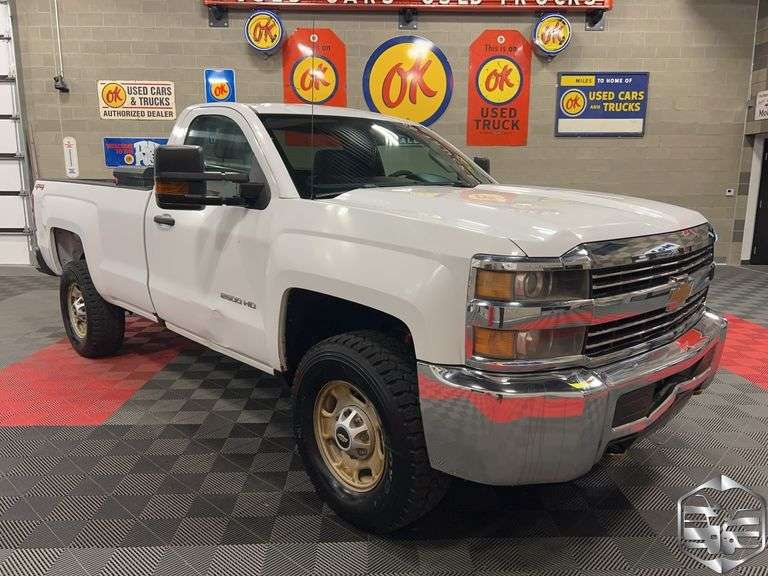 2018  Chevrolet  Silverado 2500   W/T