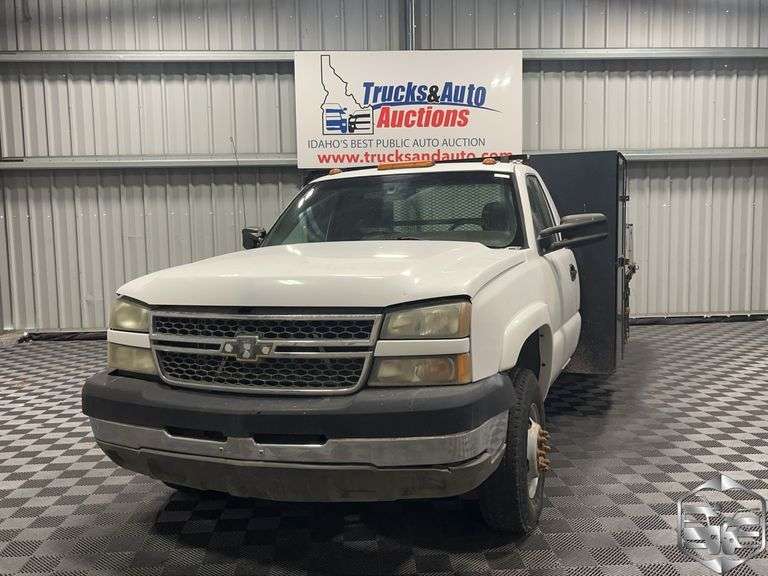 2005  Chevrolet  Silverado 3500