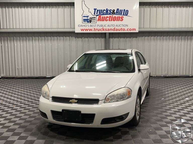2011  Chevrolet  Impala LT