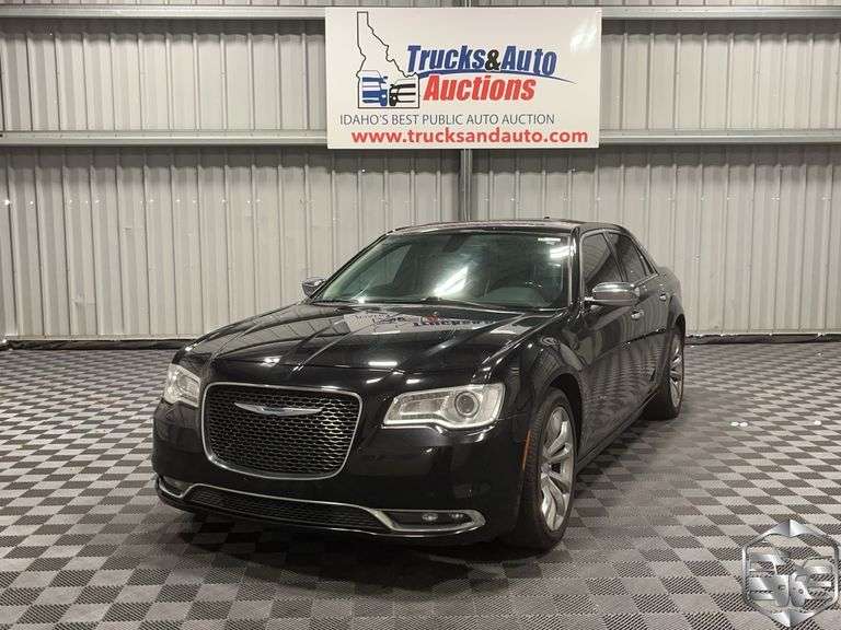 2018  Chrysler  300 Limited
